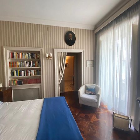 Royal Apartment In San Domenico Maggiore Naples Exterior photo