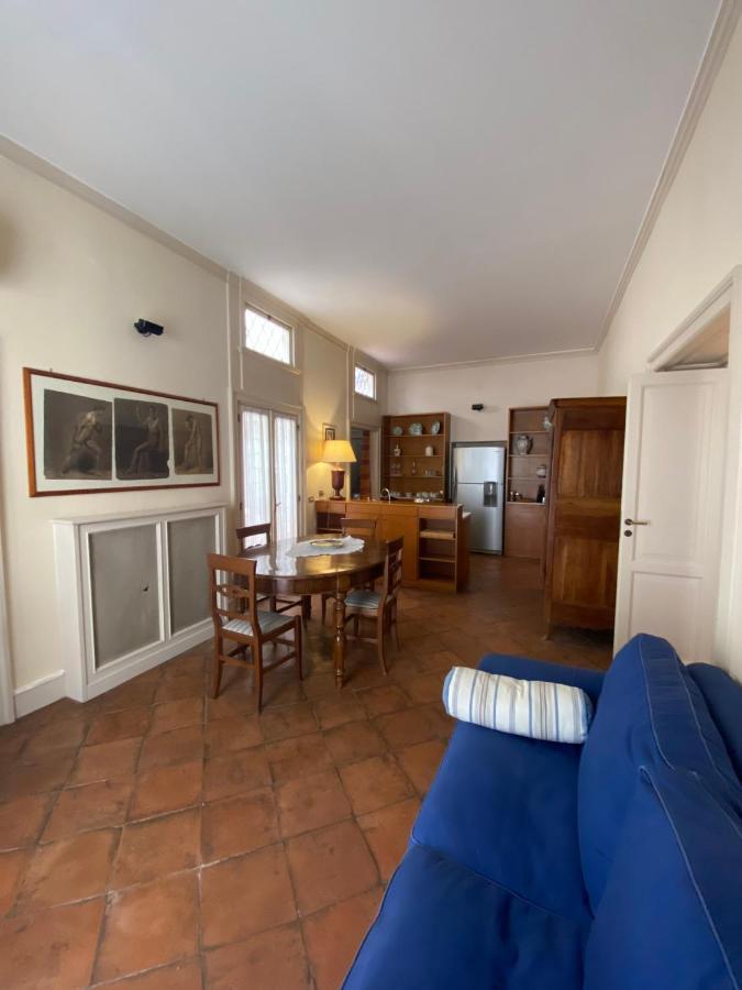 Royal Apartment In San Domenico Maggiore Naples Exterior photo