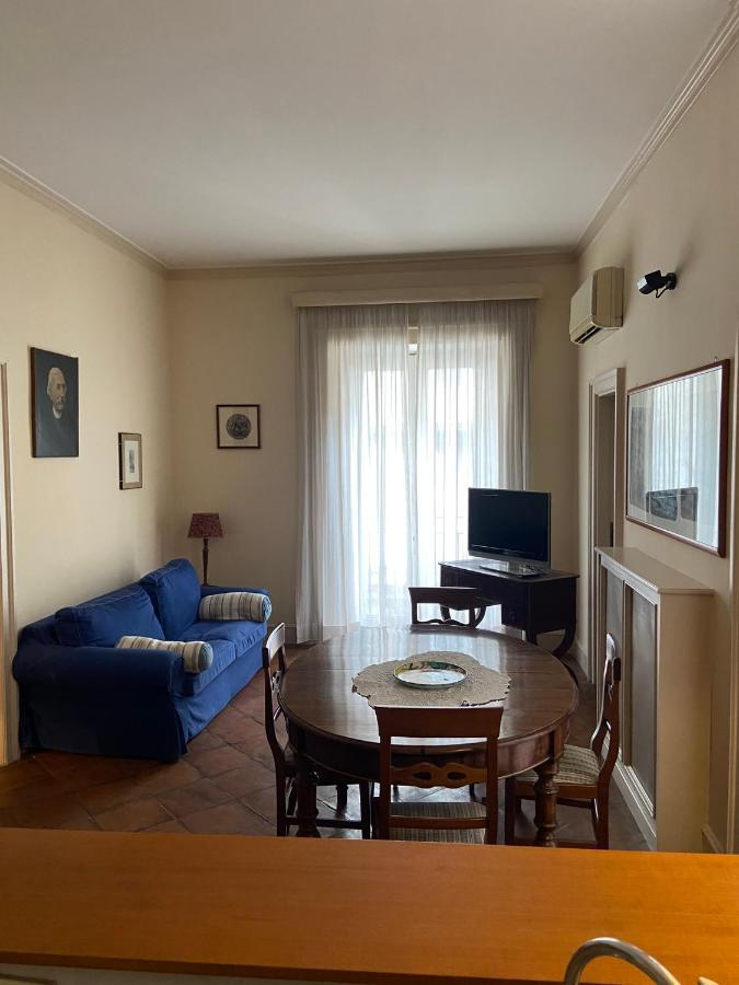 Royal Apartment In San Domenico Maggiore Naples Exterior photo